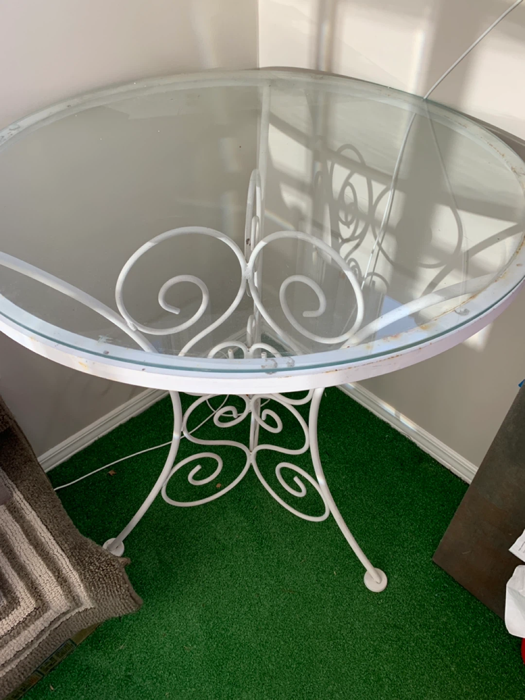 Round Glass Top Metal Bistro Table