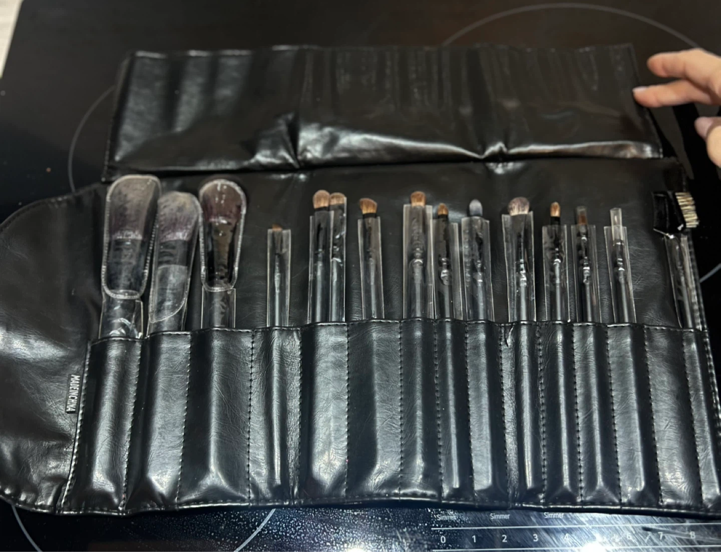 15Piece Makeup Brush Set with Black Roll-Up Case
