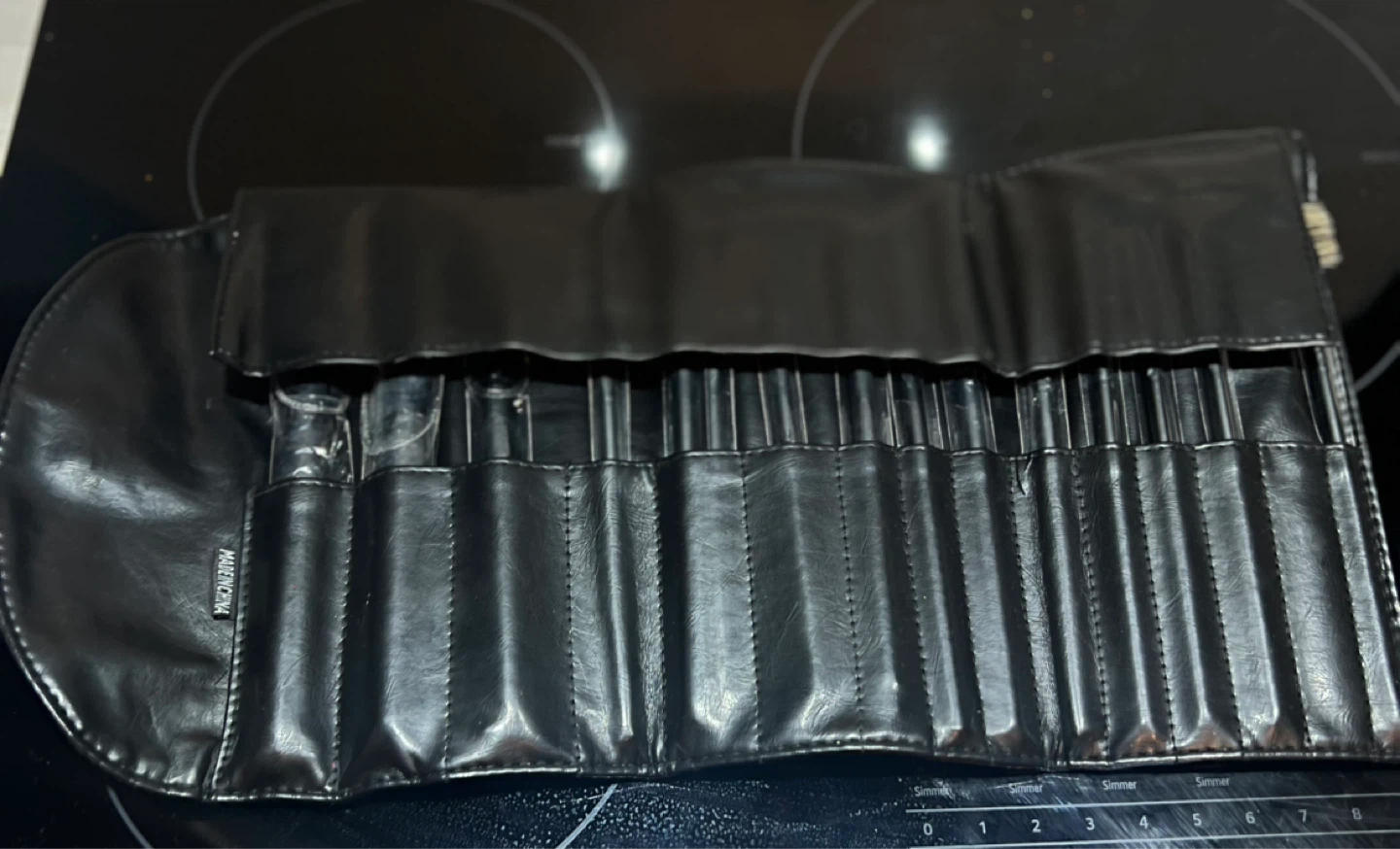 15Piece Makeup Brush Set with Black Roll-Up Case - photo 2