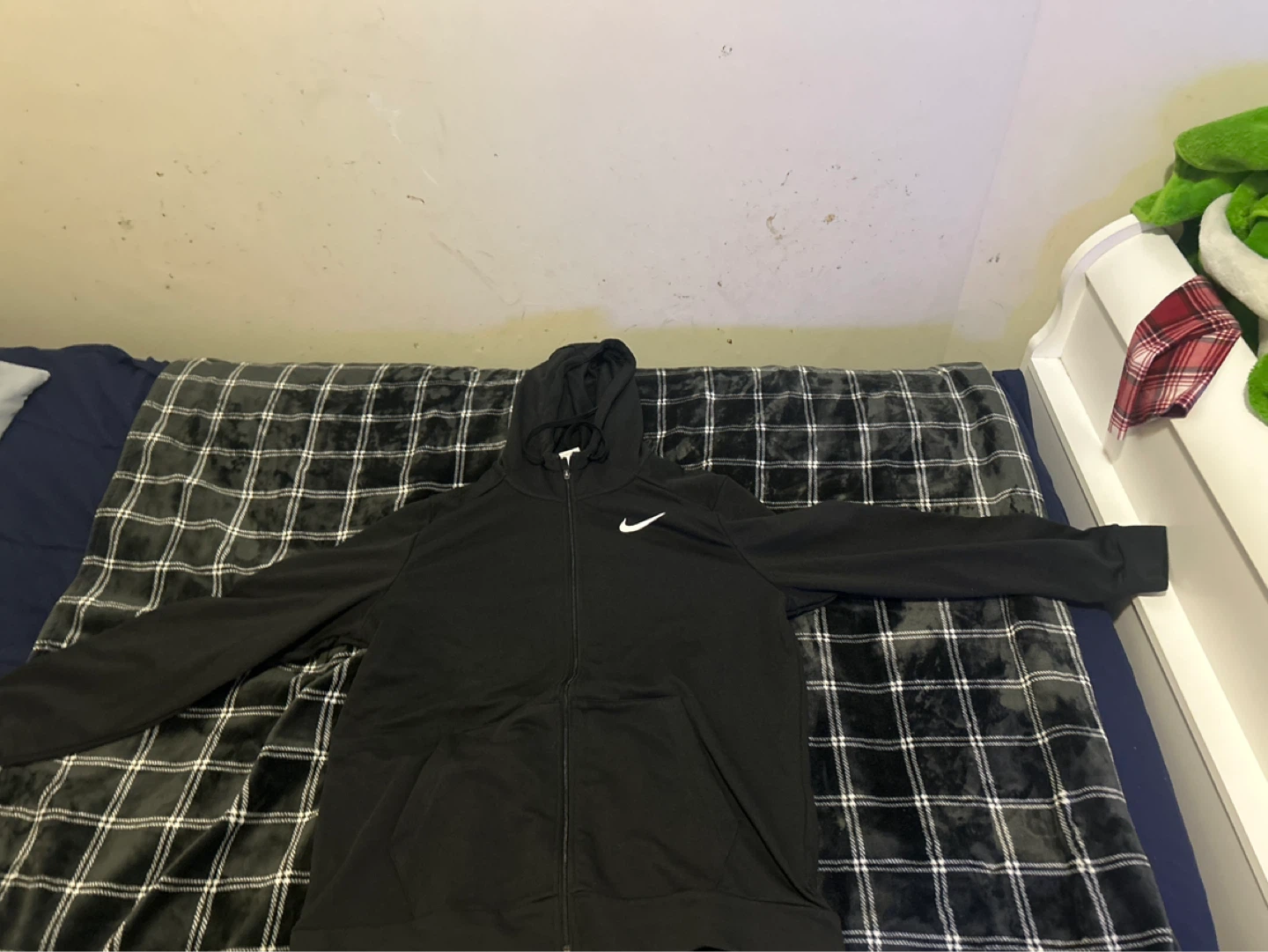Black Nike Zip-up hoodie