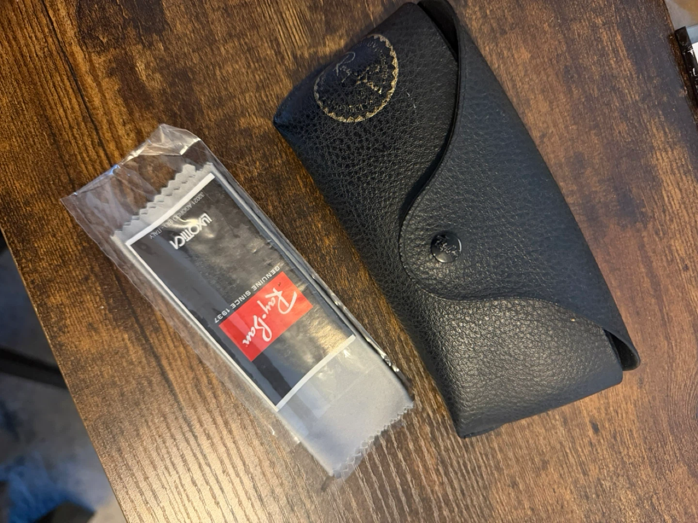 Ray-Ban Aviator Sunglasses with Case - photo 2