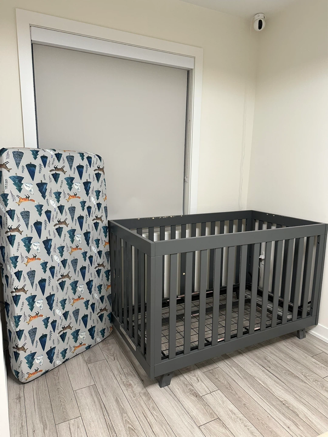 Baby crib and mattress