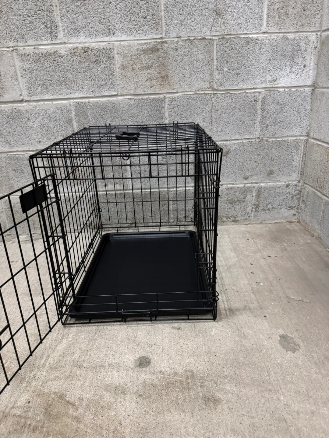 American Kennel Club Dog Crate with Tray  18-24-H21 (25$ cash) - photo 5