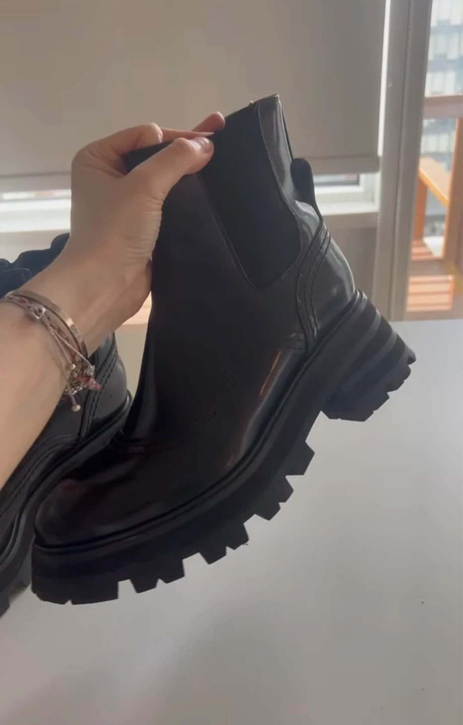 Alexander McQueen Black Leather Chelsea Boots Size 37 - photo 2