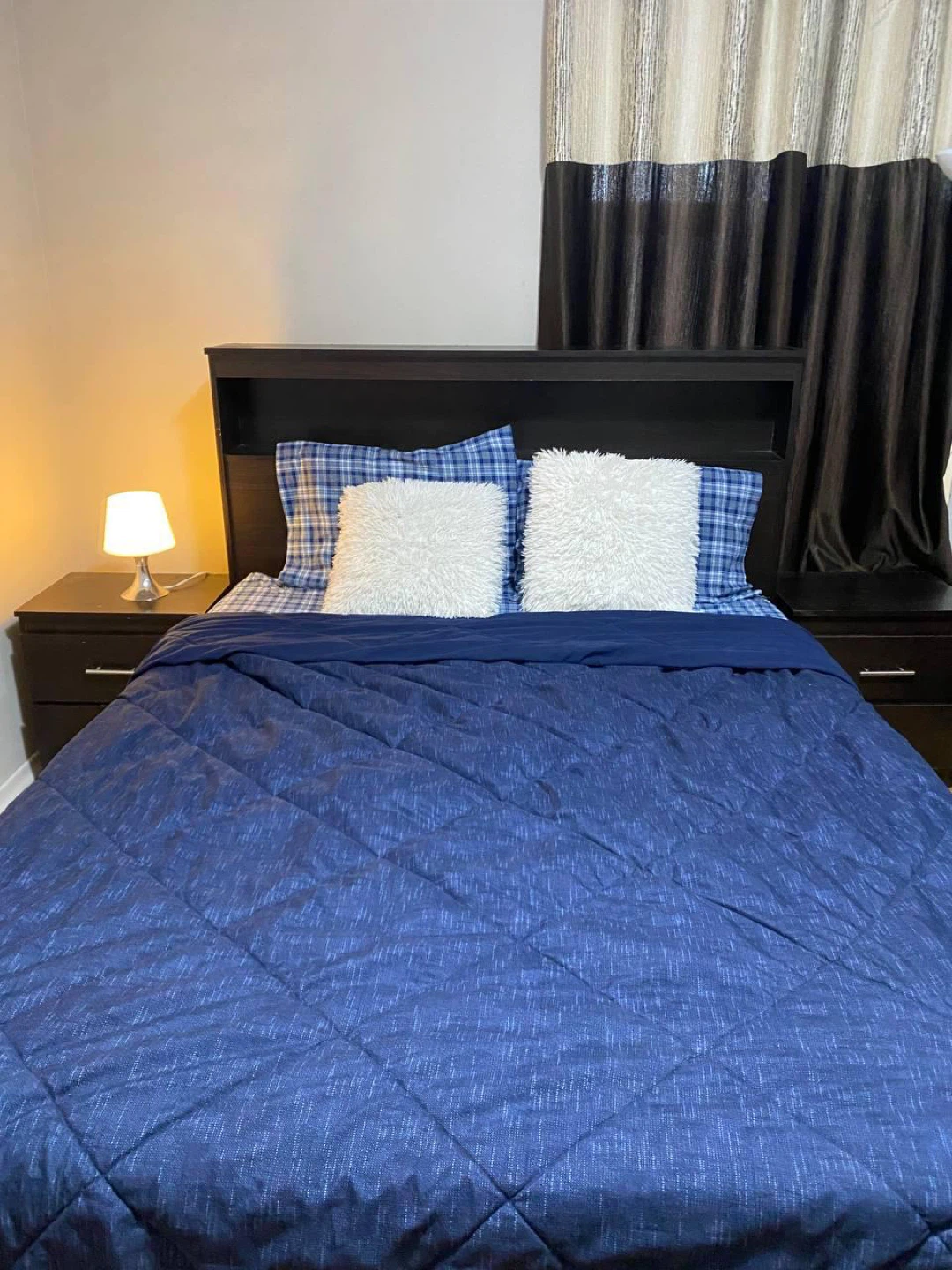 6 Piece Storage wood Queen bed