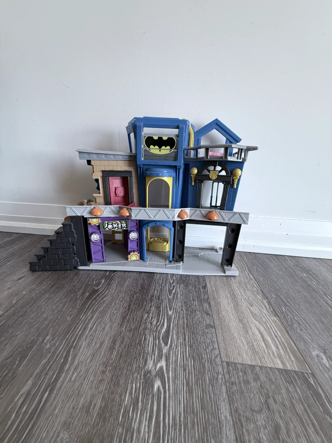 Fisher-Price Imaginext DC Super Friends Bat-Tech Batcave - photo 2