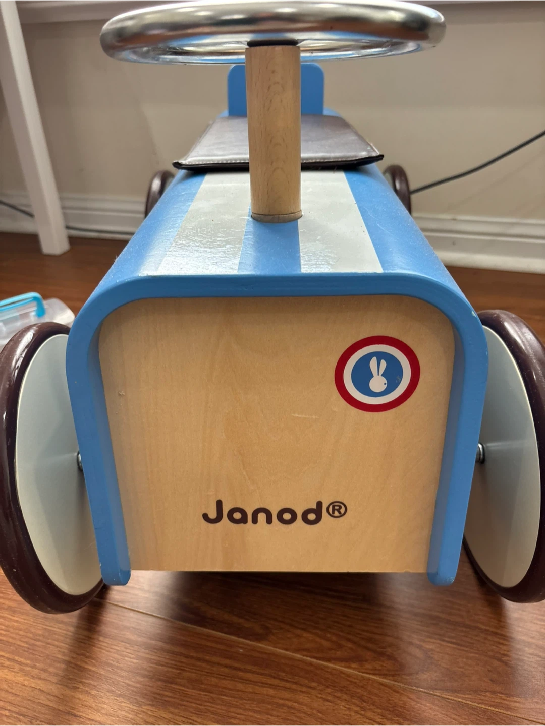 Janod Car Ride-On Toy - photo 2