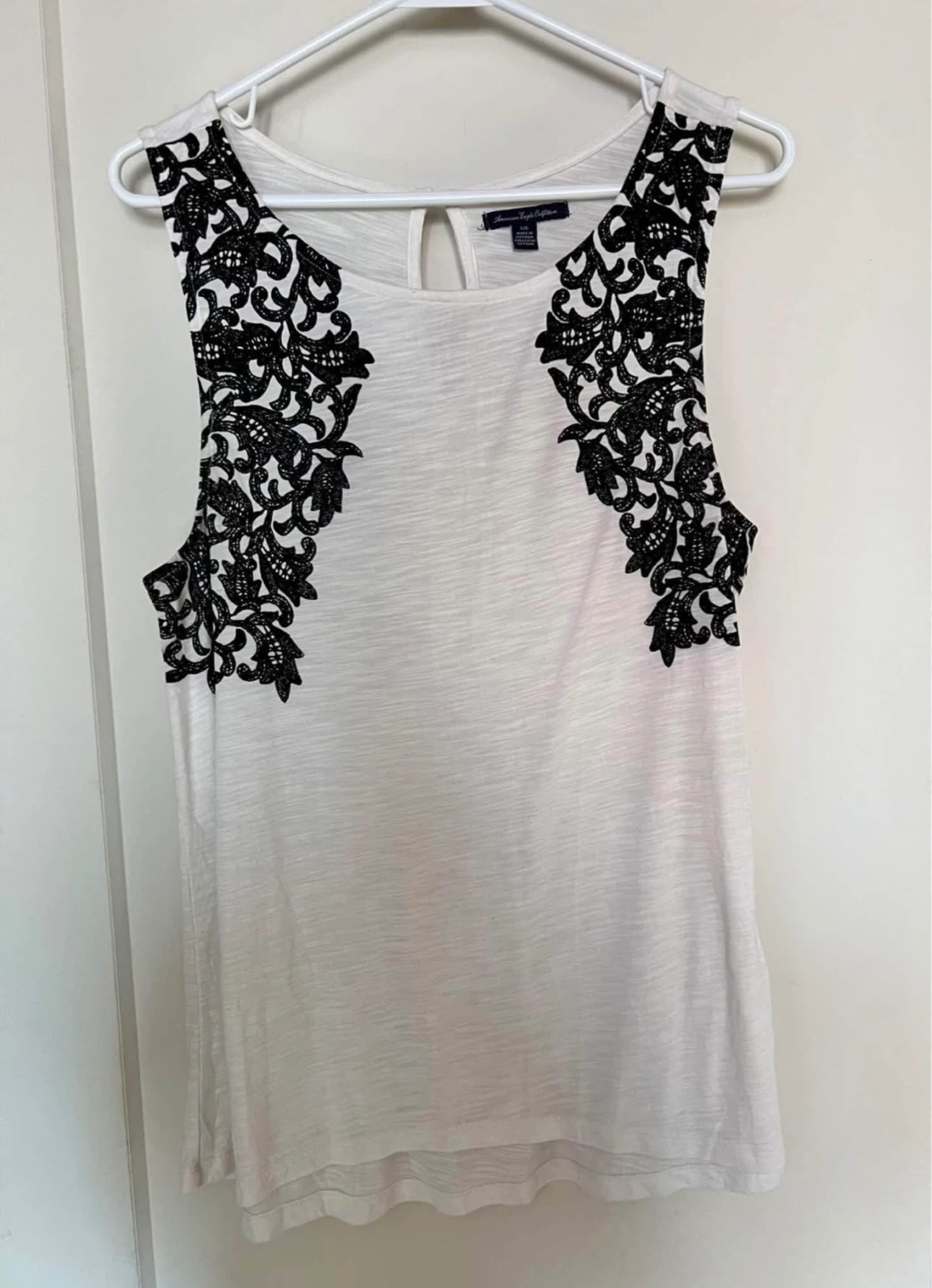 American Eagle Outfitters Lace Trim Tank Top - L/G