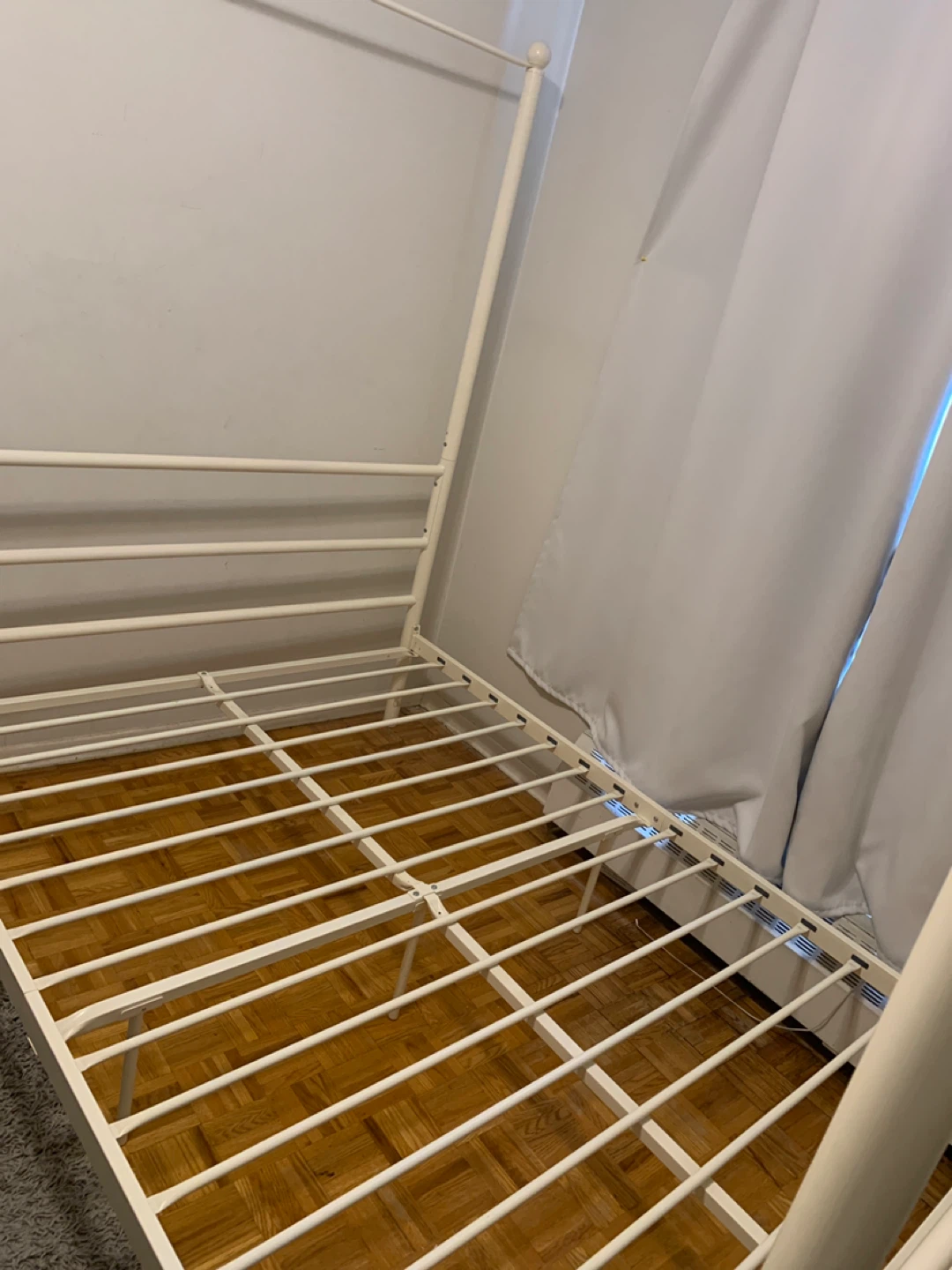 White Metal Canopy Bed Frame