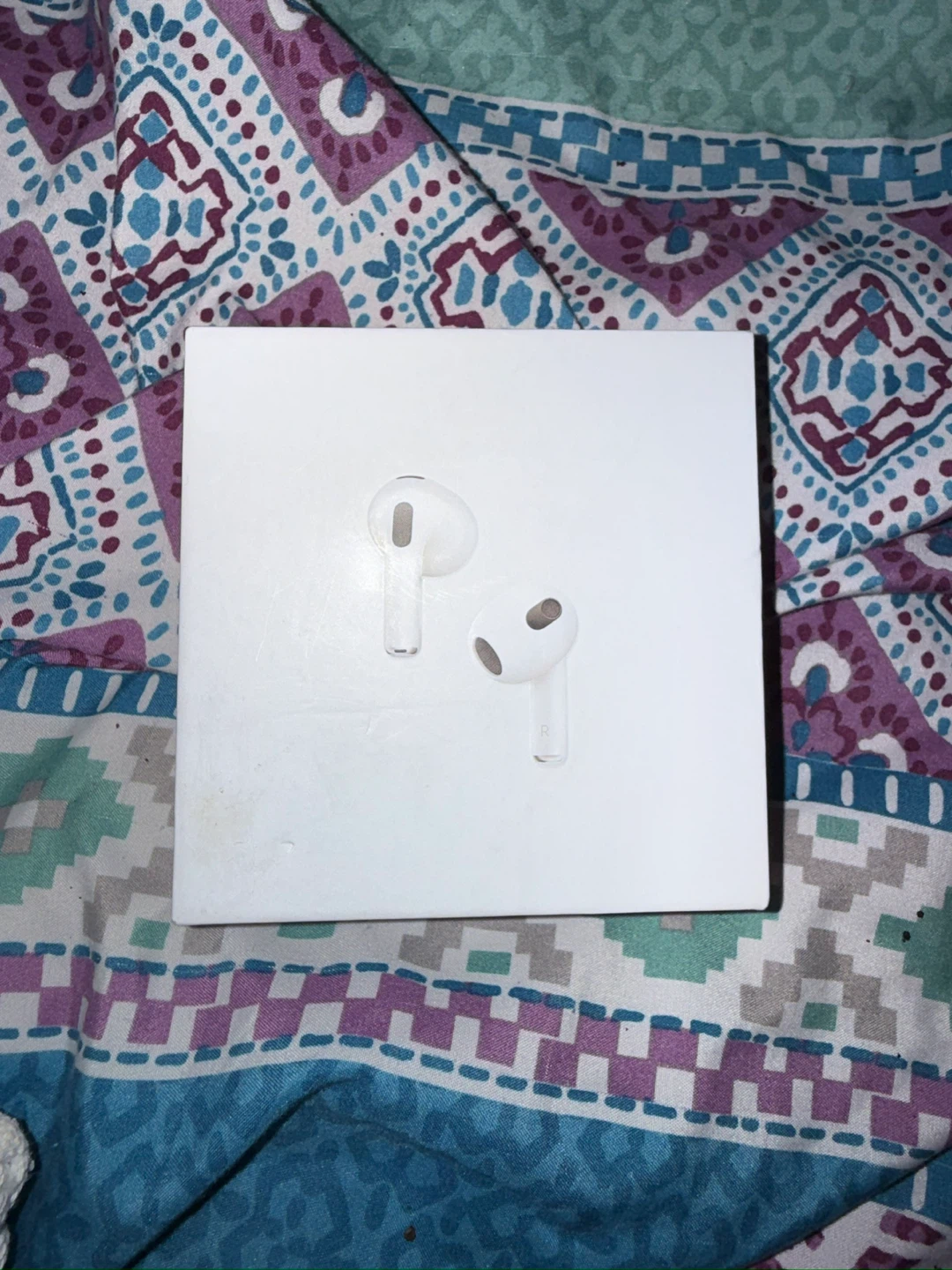 Apple AirPods Pro (3 Generation) with MagSafe Charging Case