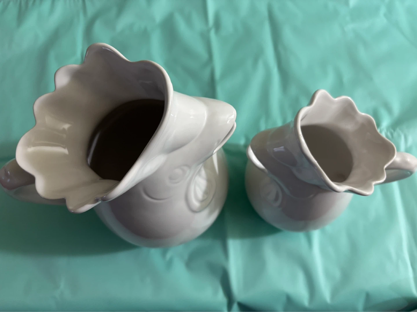Tabletops Gallery White On White Chicken Pitchers Set of 2 - photo 4