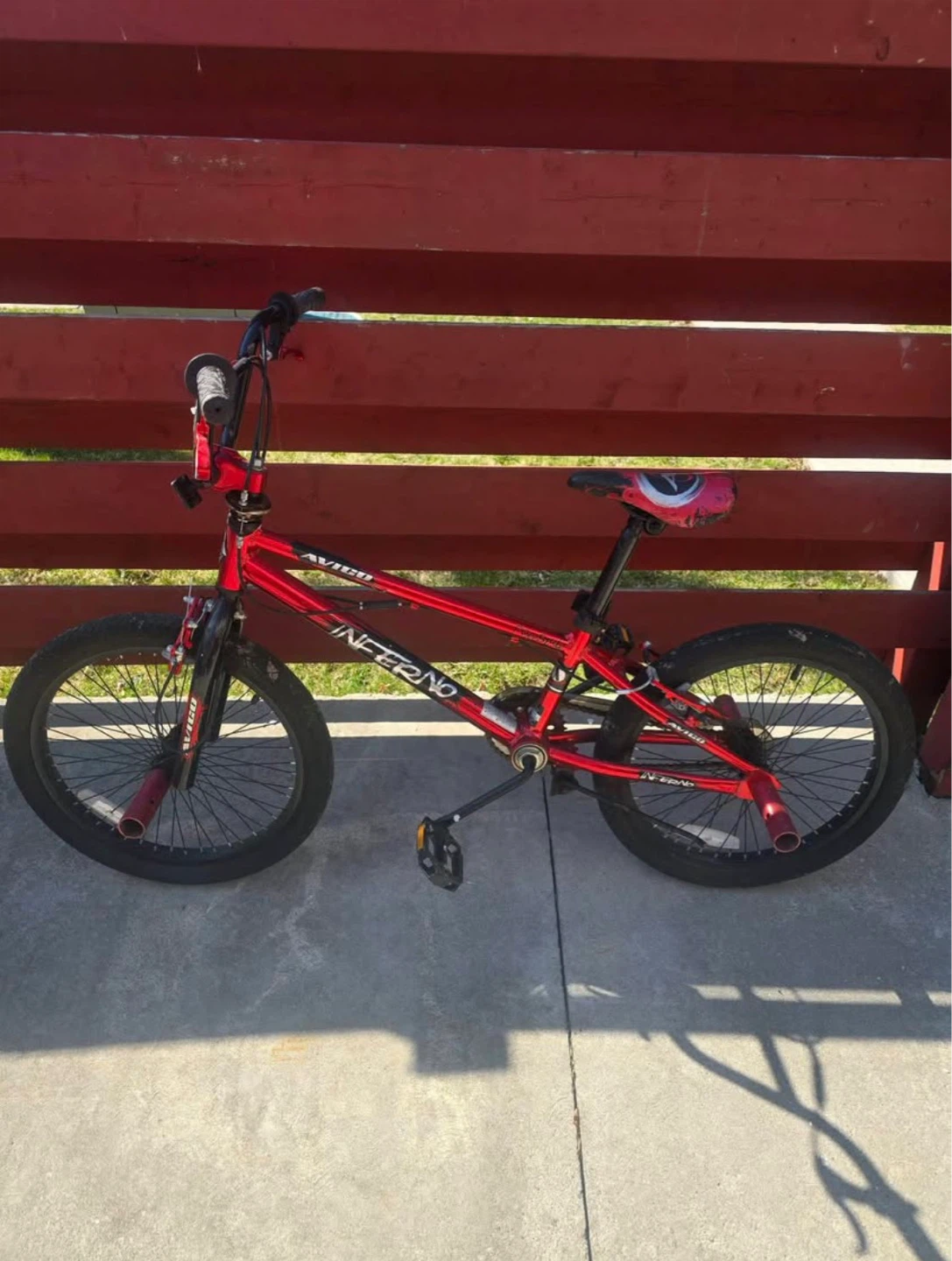 Red Avigo Inferno BMX Bike