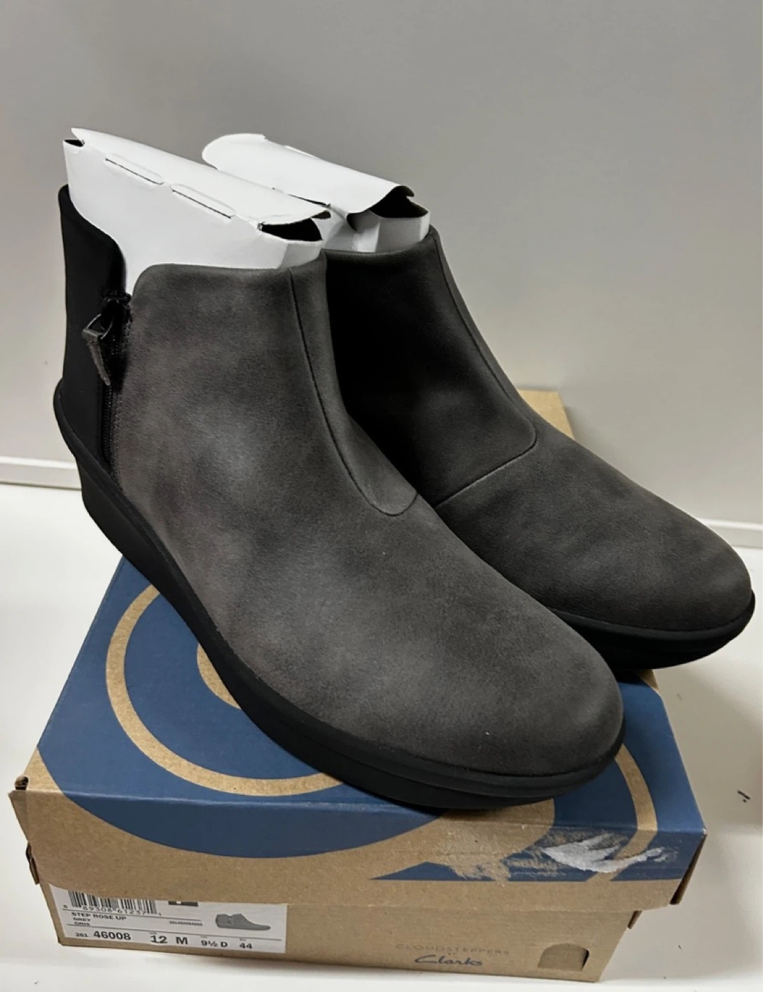 Clarks Cloudsteppers Step Rose Up Boots Womens 8.5 Gray Wedge - photo 2