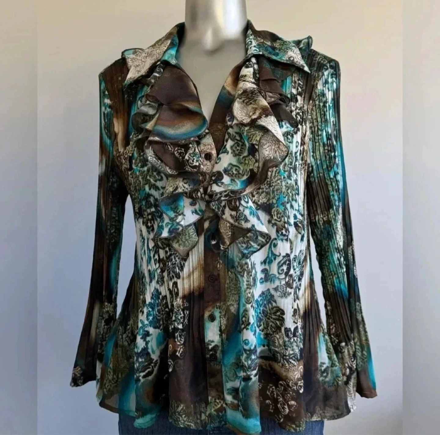 L-XL Pleated Ruffle Detail Blouse