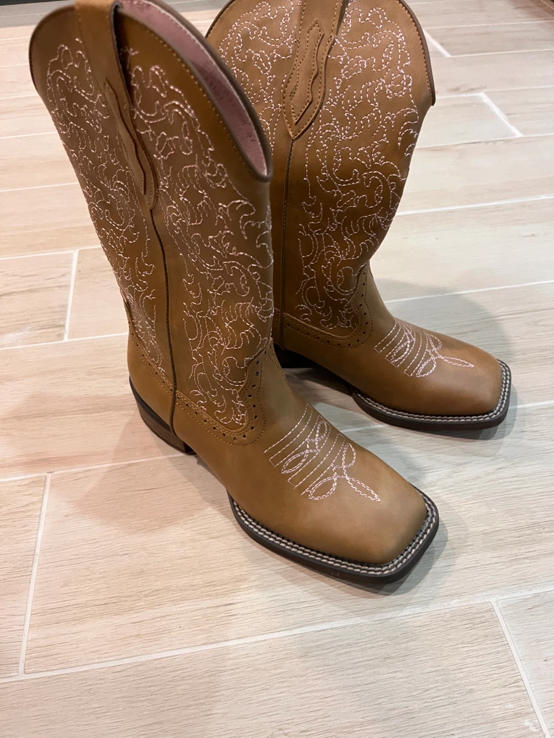 NEW Brown Embroidered Cowboy Boots Square Toe Size 37 (7.5 US) - photo 2