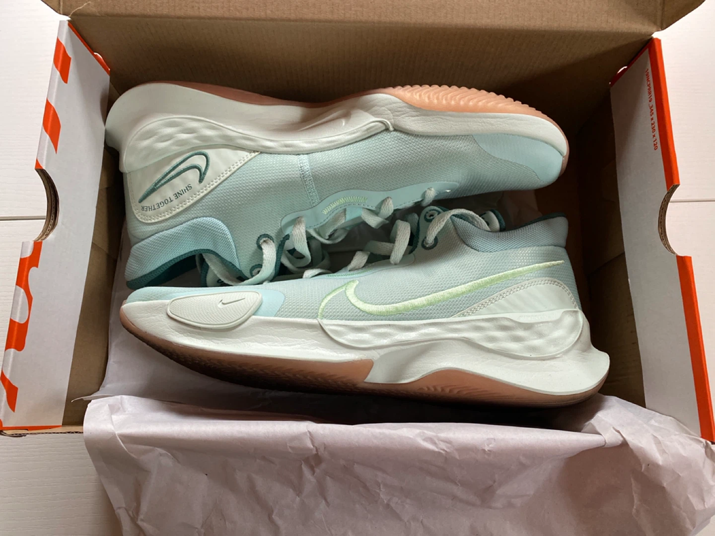 Nike Men’s Basketball Shoes - photo 2