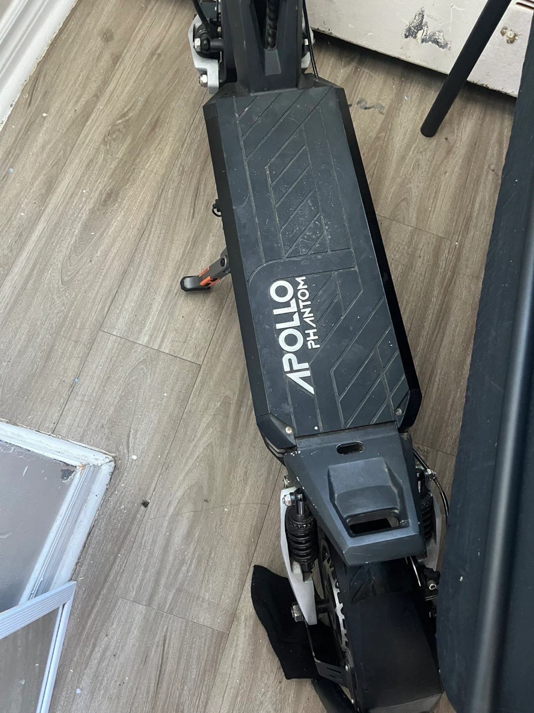 Apollo Phantom Electric Scooter - photo 2