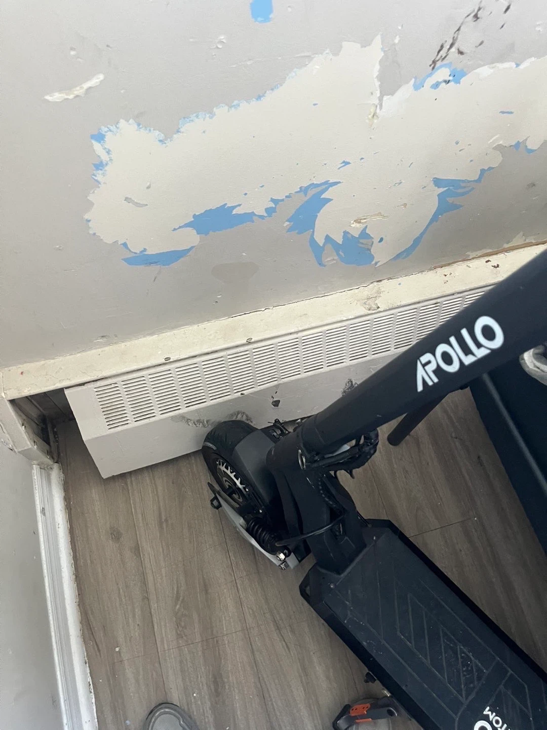 Apollo Phantom Electric Scooter - photo 5