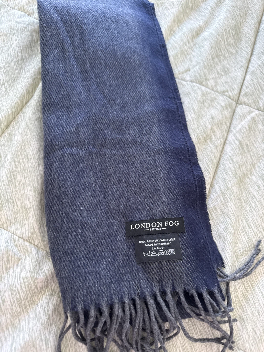 London Fog Blue Ombre Acrylic Scarf - photo 2
