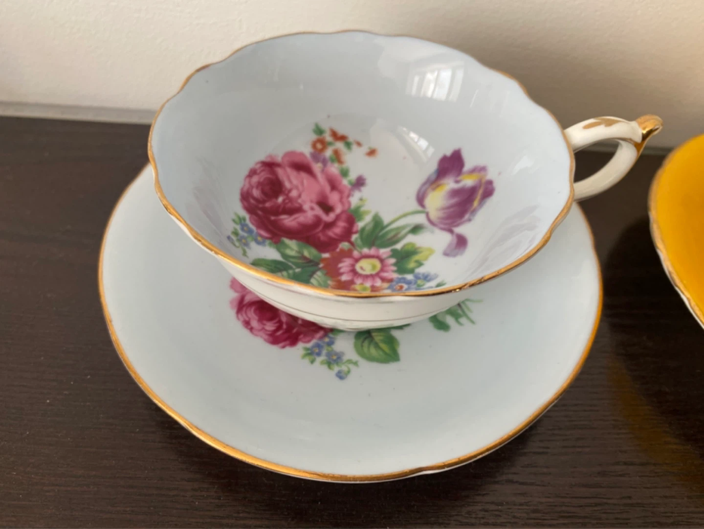 Set of 2 Vintage Teacups and Saucers - Delphine  & Paragon - photo 2