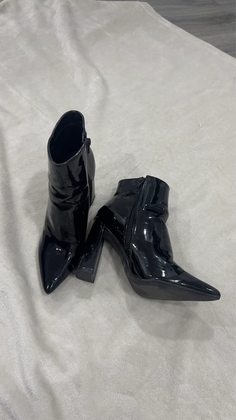 Black Patent Pointed Toe Heeled Ankle Boots