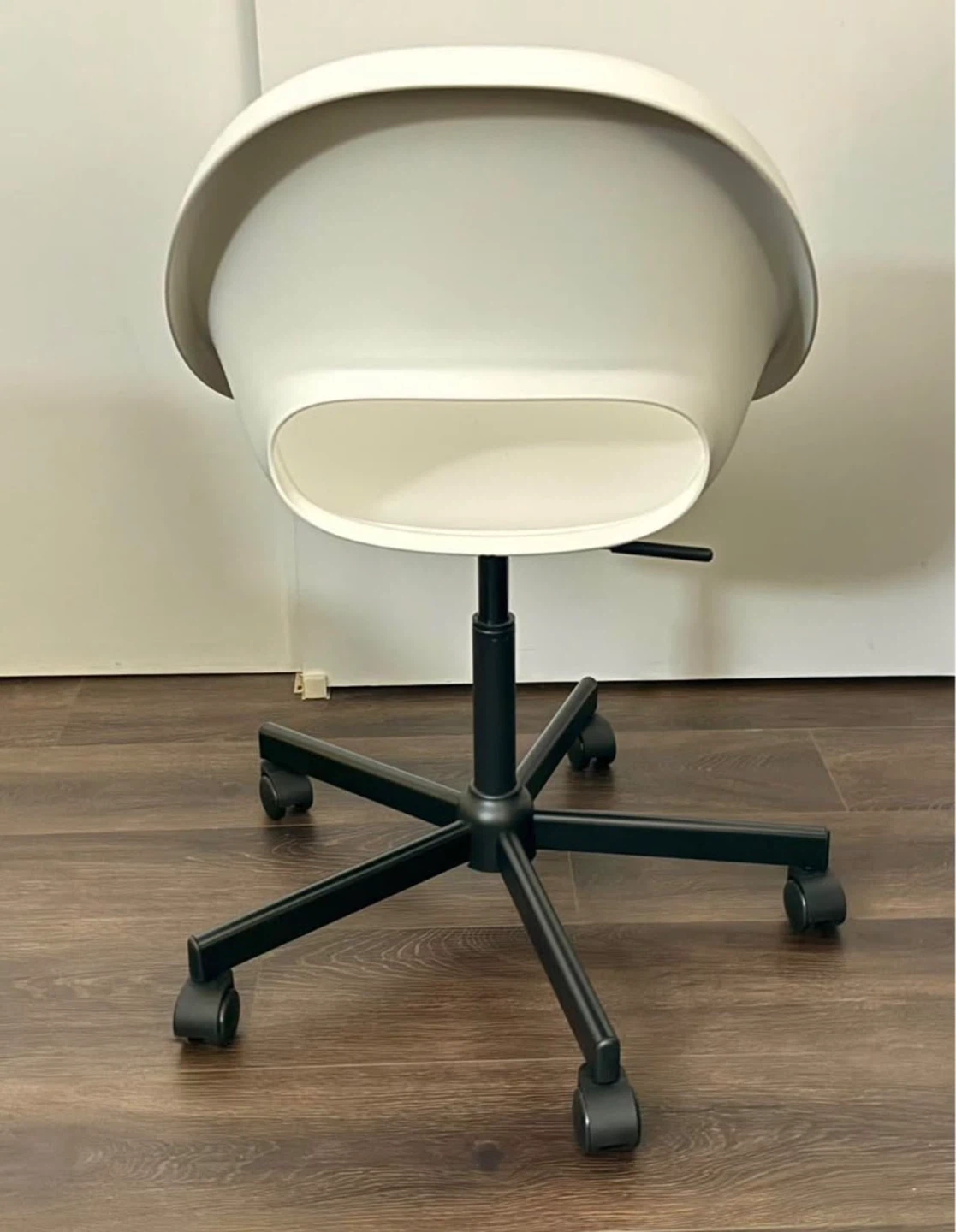 IKEA Swivel Desk Chair/White/Adjustable Height /Like New - photo 4