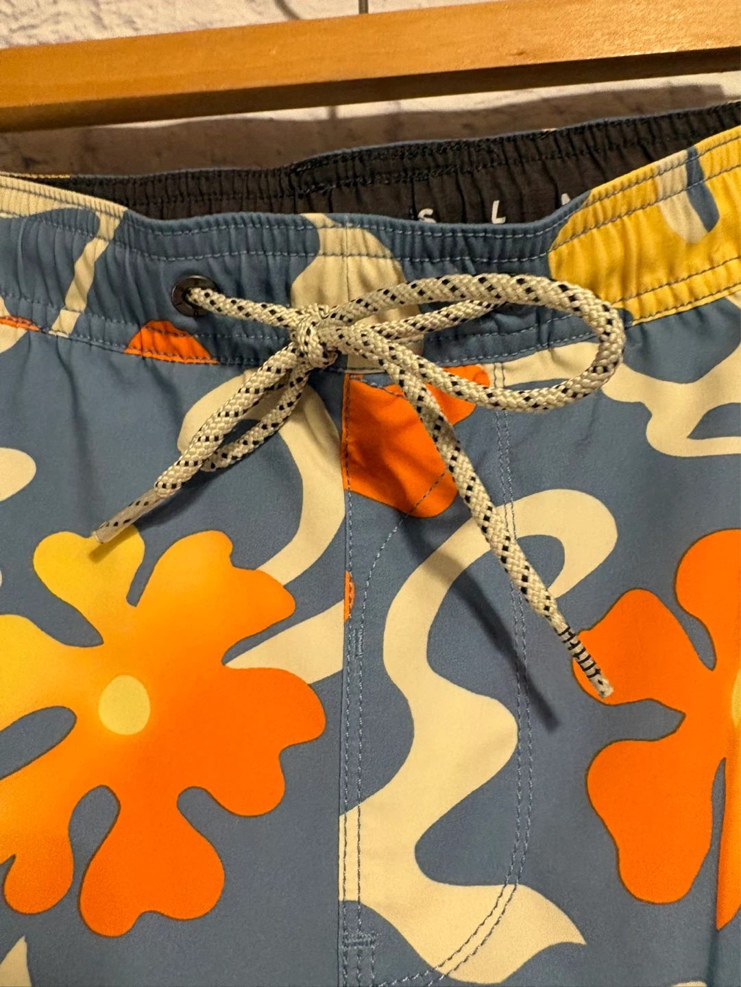 Vissla Swim Trunks Size Small - photo 5