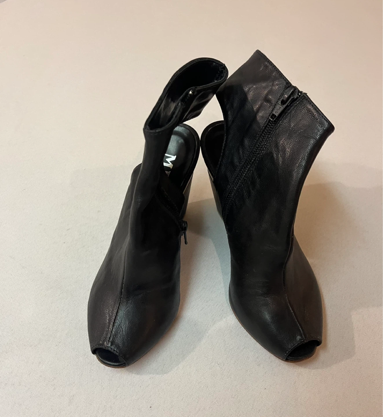 36 - Black Leather Wedge Ankle Boots - photo 2
