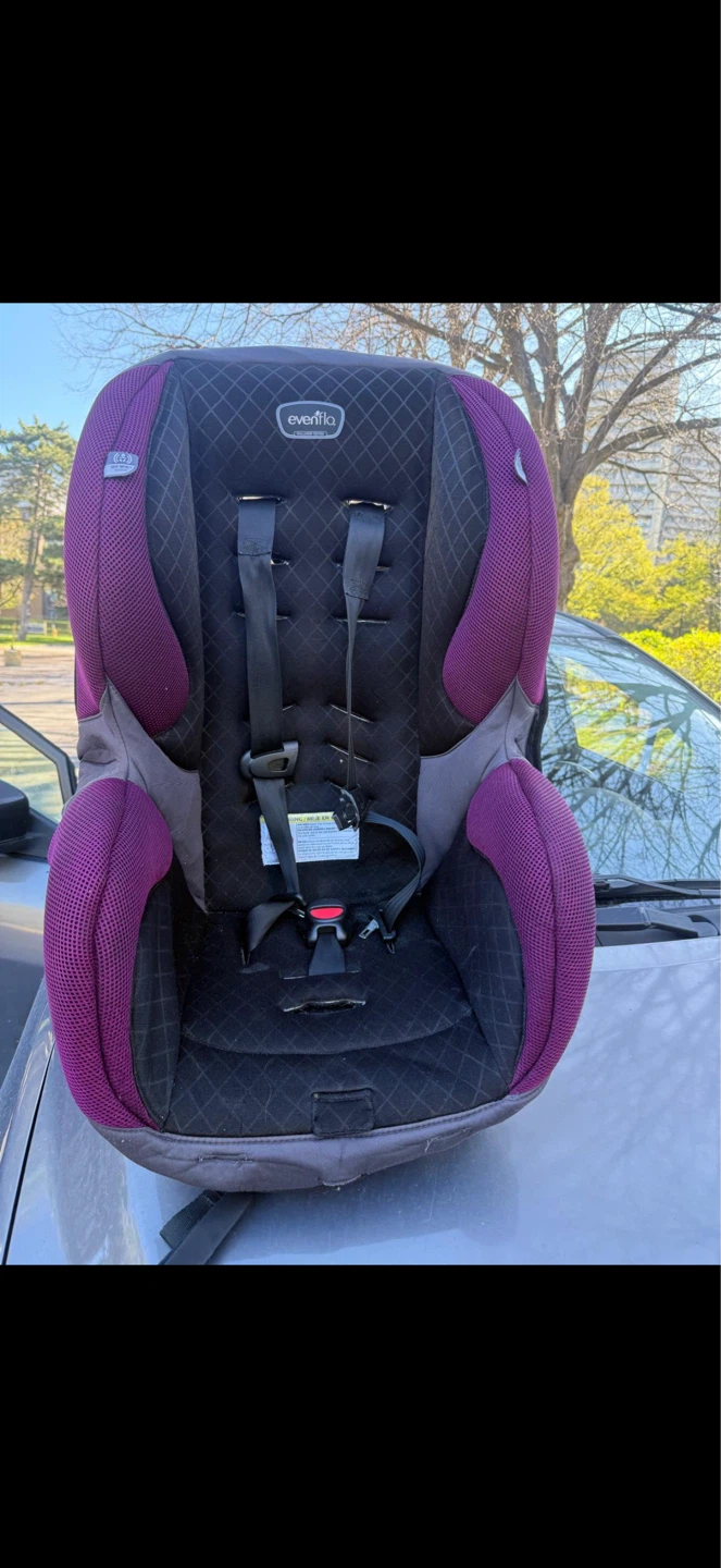 Evenflo Car Seat - Purple and Grey $80