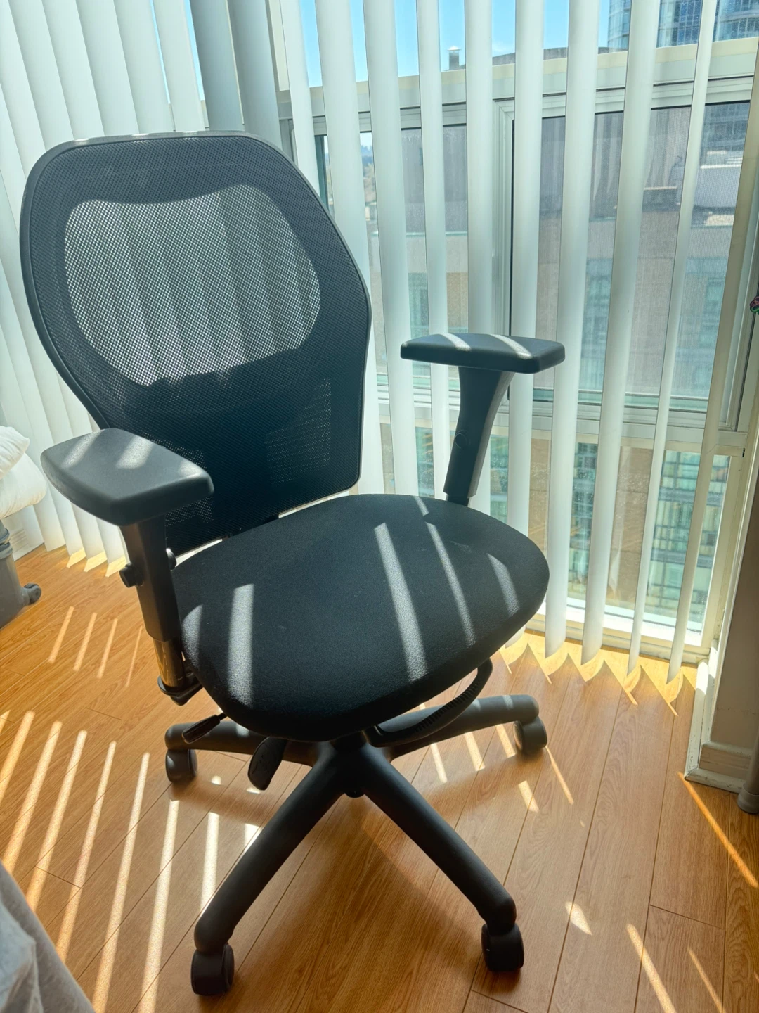 Black Mesh Office Chair