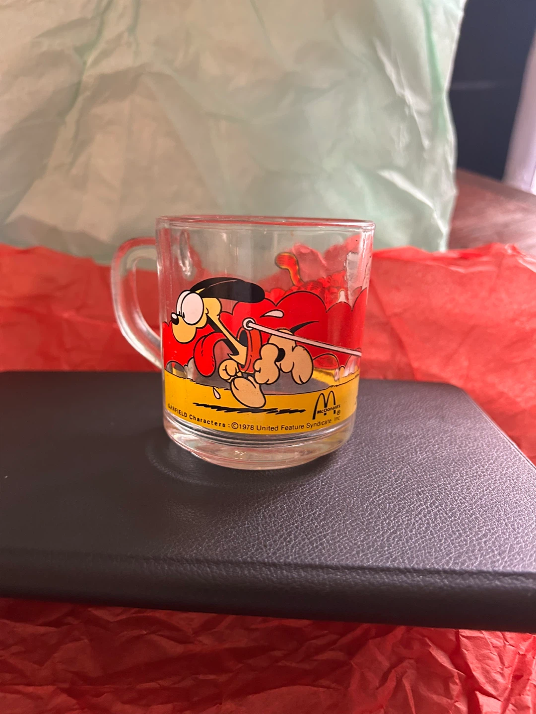 Garfield "Use Your Friends Wisely" Glass Mug 1978 - photo 2