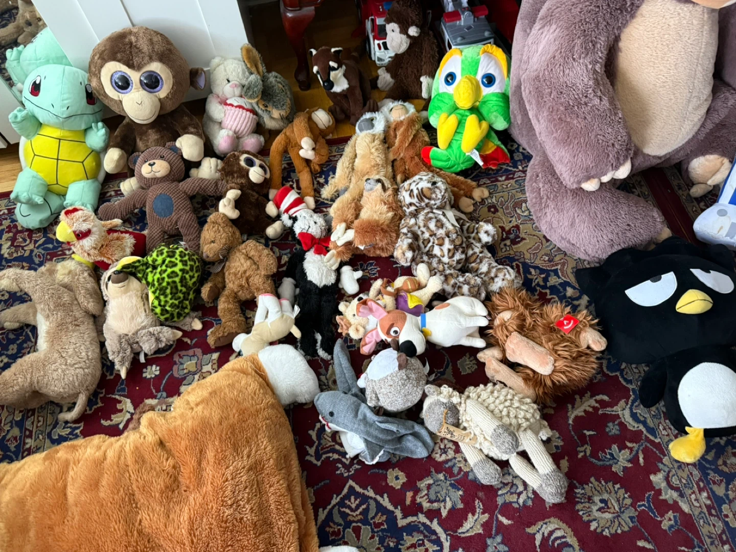 Assorted Plush Toys big lot $40 - photo 2