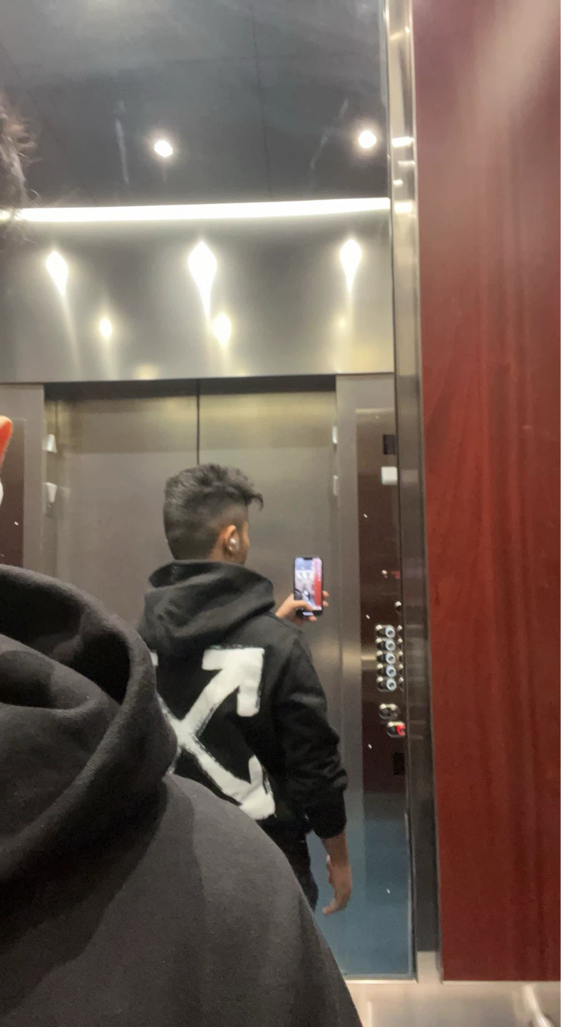 Off-White Black Hoodie - photo 3