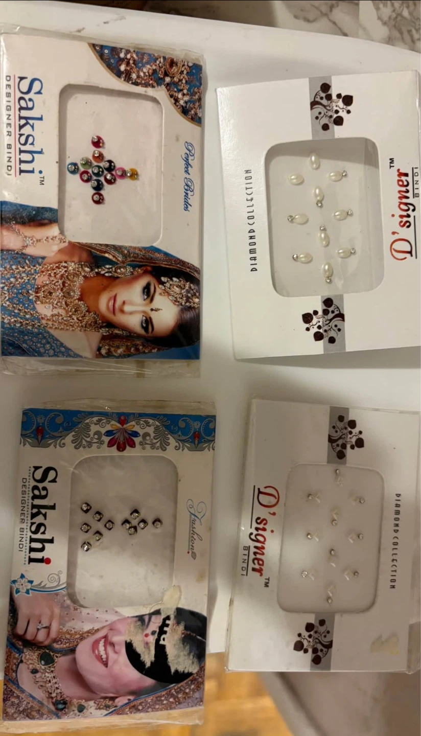 Sakshi & D'signer Bindi Collection