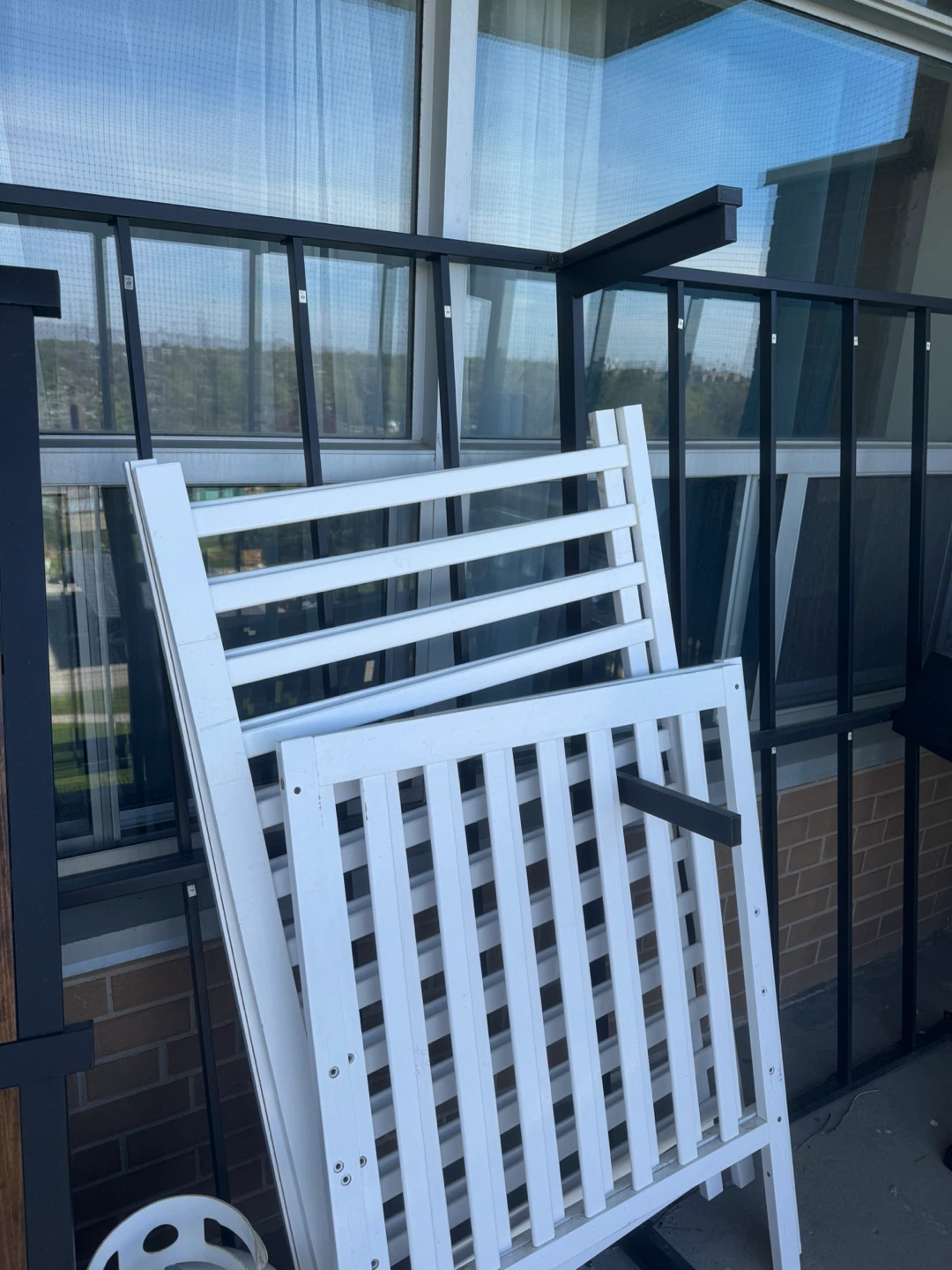 White Toddler Bed Frame - photo 2