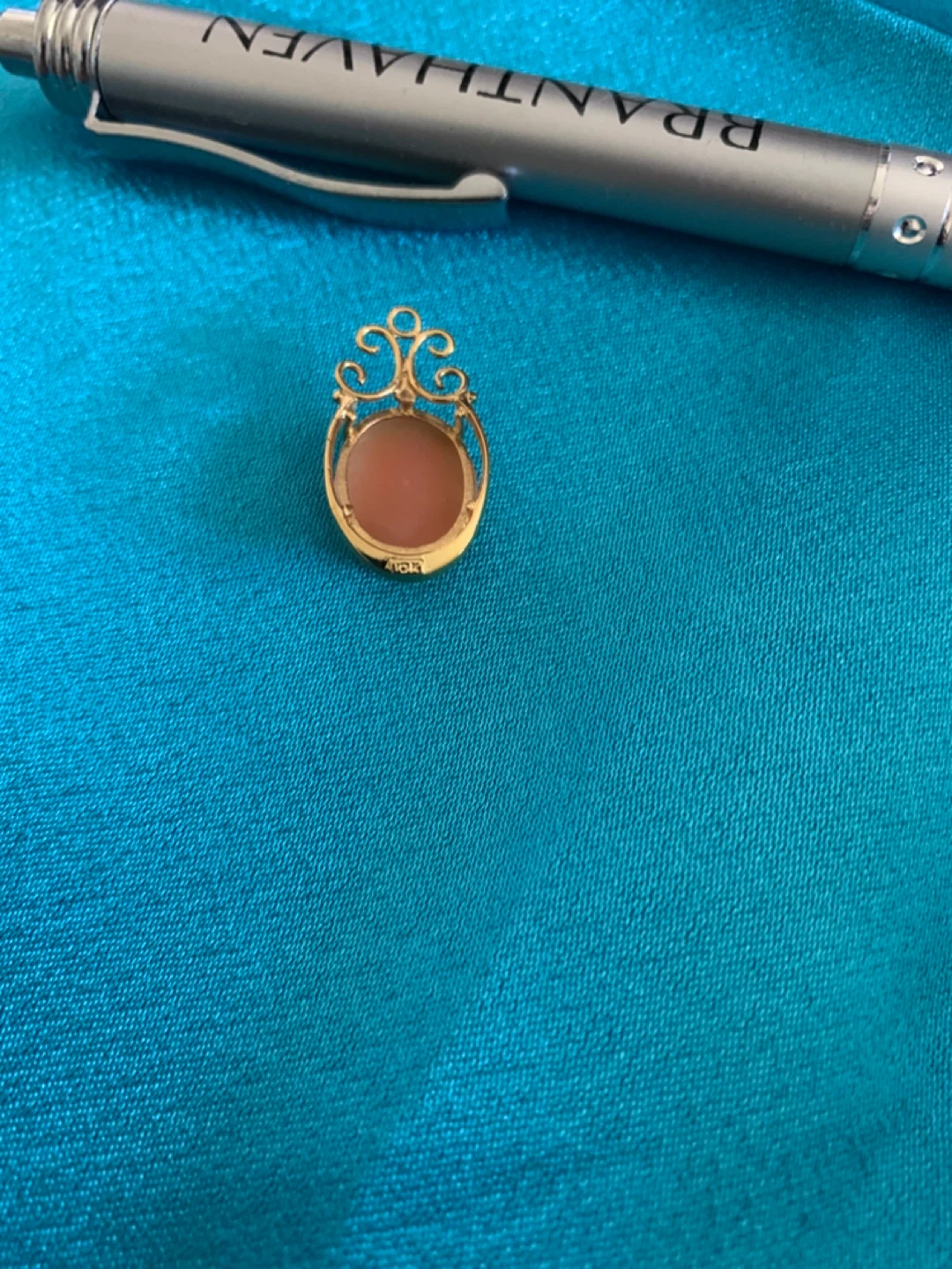 10 k Gold Cameo Pendant - photo 4