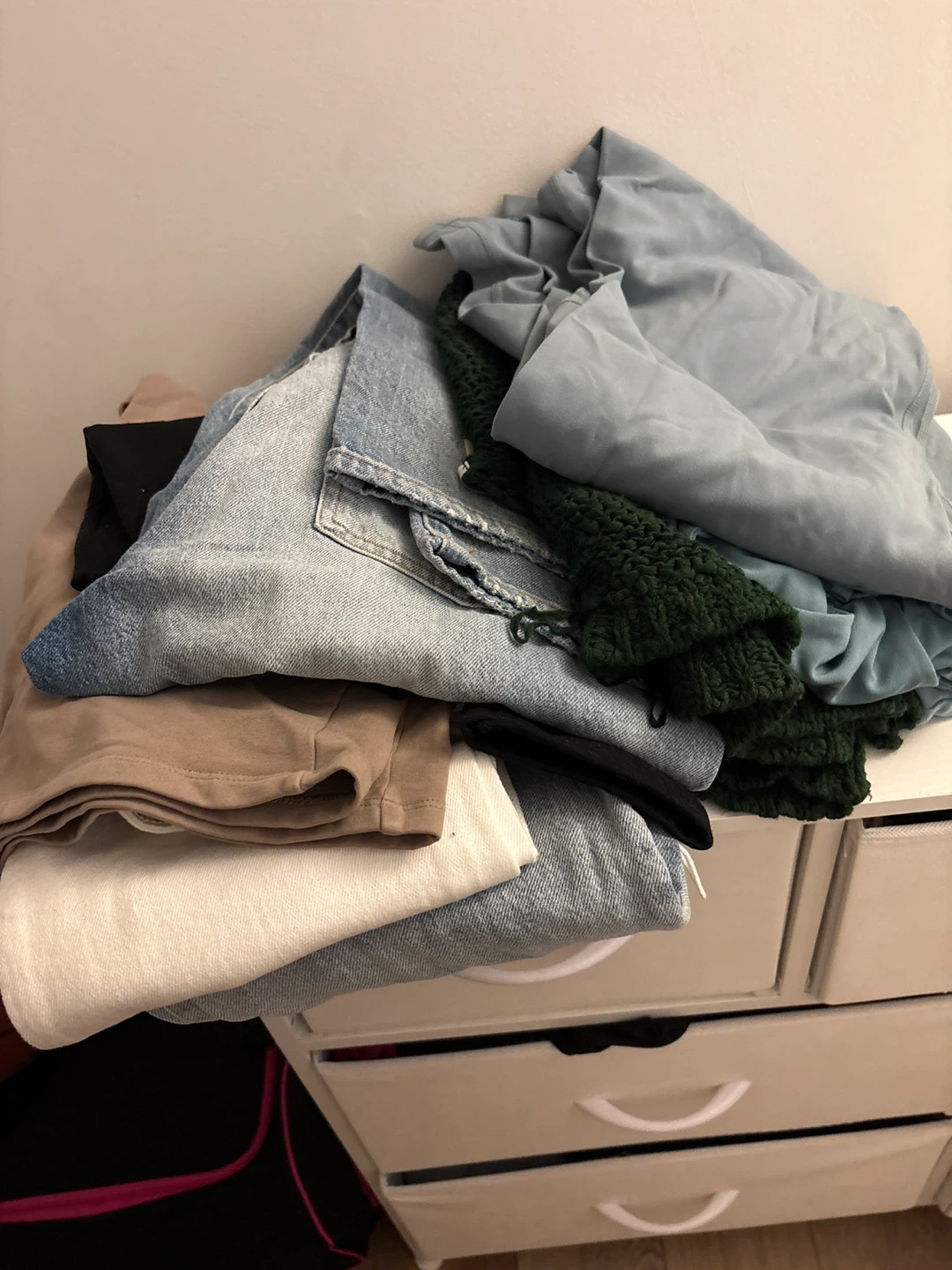 Jeans, sweaters, shirts, yoga pants All size MEDIUM