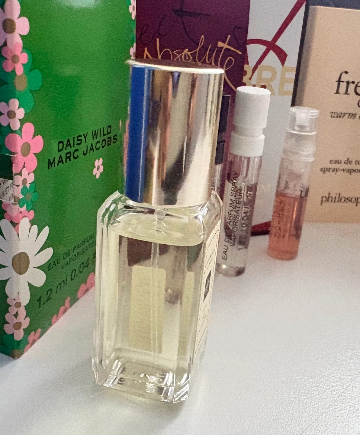 Assorted Perfume Samplers set (new ) - photo 3