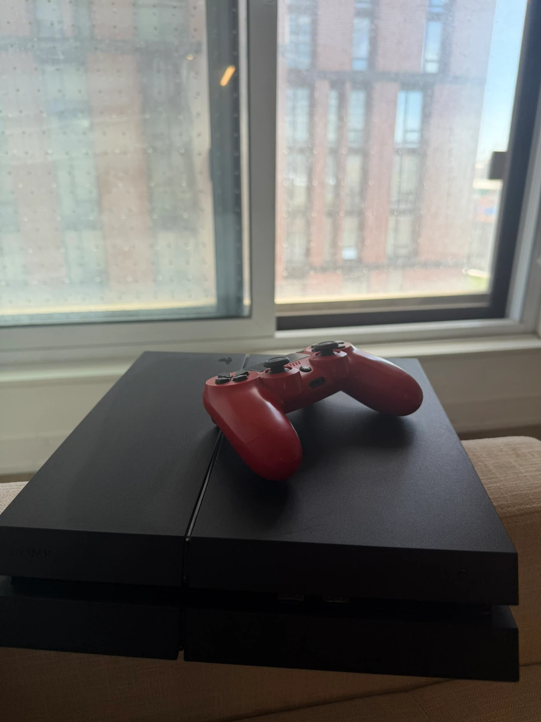 Sony PlayStation 4 (PS4) Console with Red Controller - photo 2
