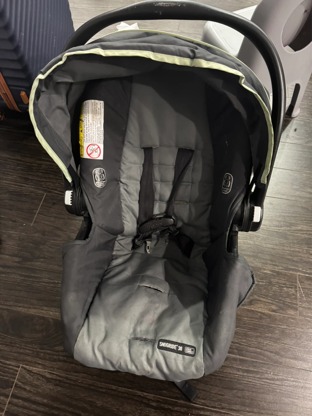 Graco SnugRide 30 Click Connect Infant Car Seat - photo 2