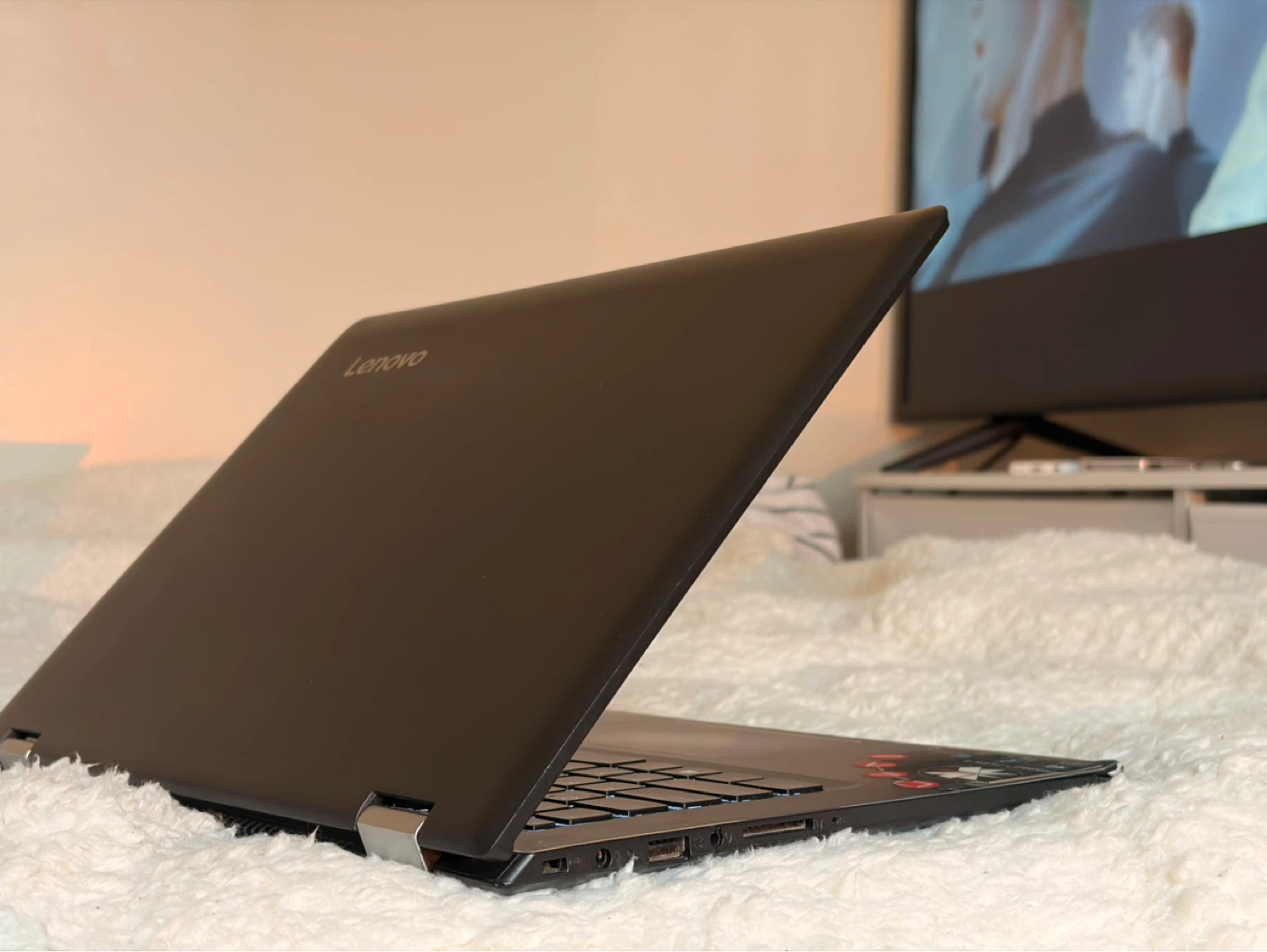 Lenovo IdeaPad Flex 4 2-in-1 Laptop — i7 / 8GB / 500GB / Radeon - photo 3