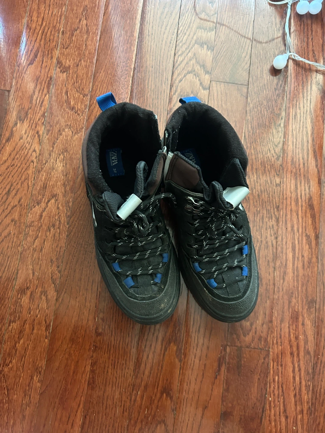 Moving sale - Size 6 women’s Zara boots - photo 2