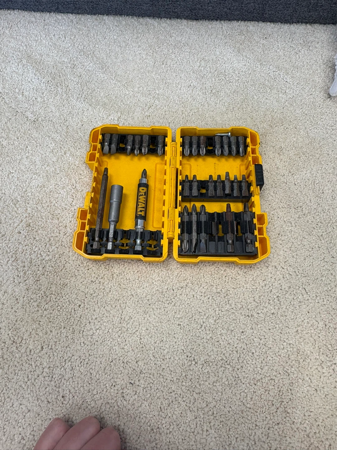 DeWalt 18V Cordless Drill and Impact Driver Set - photo 2