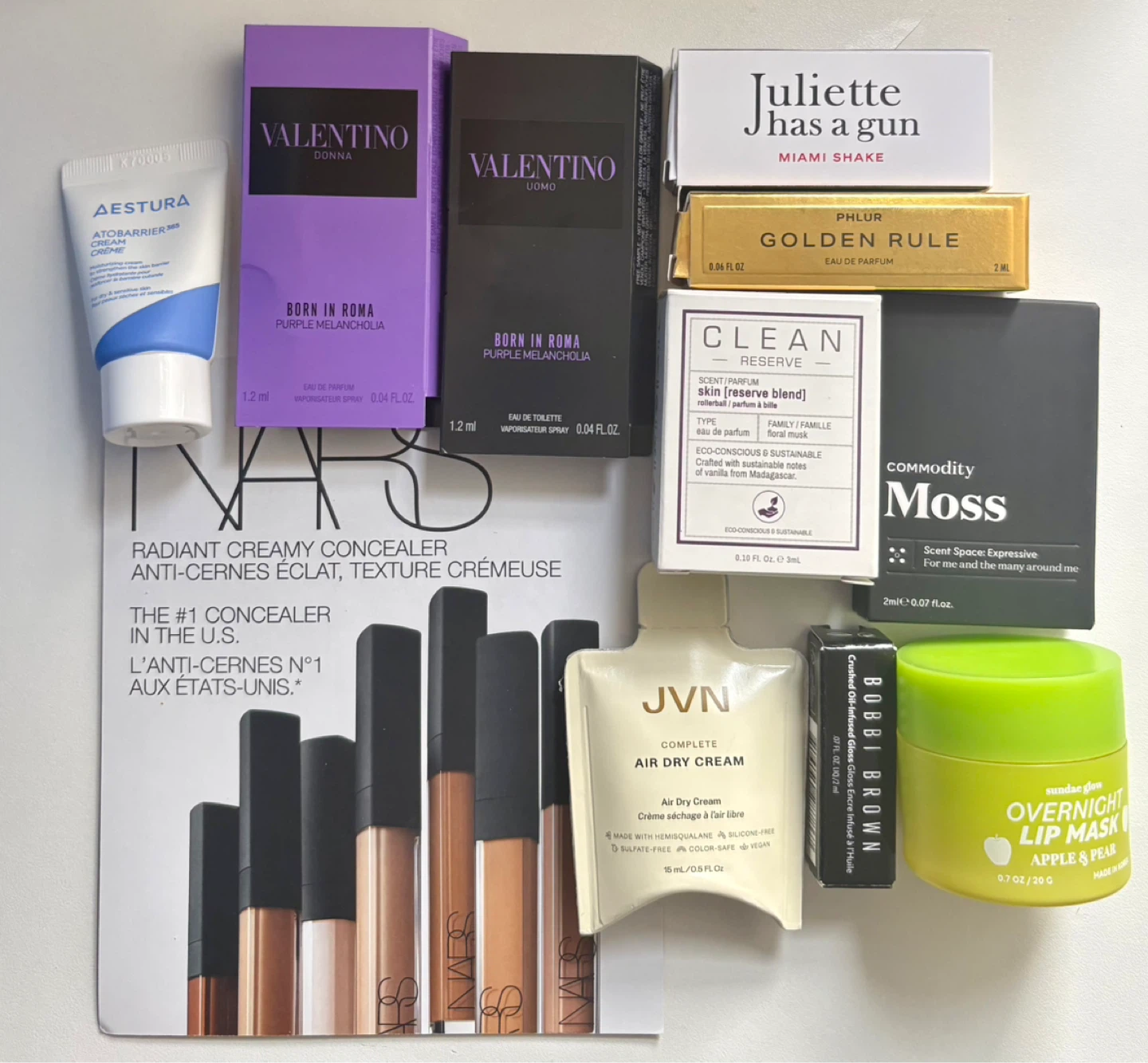 Assorted beauty and fragrance bundle (new )