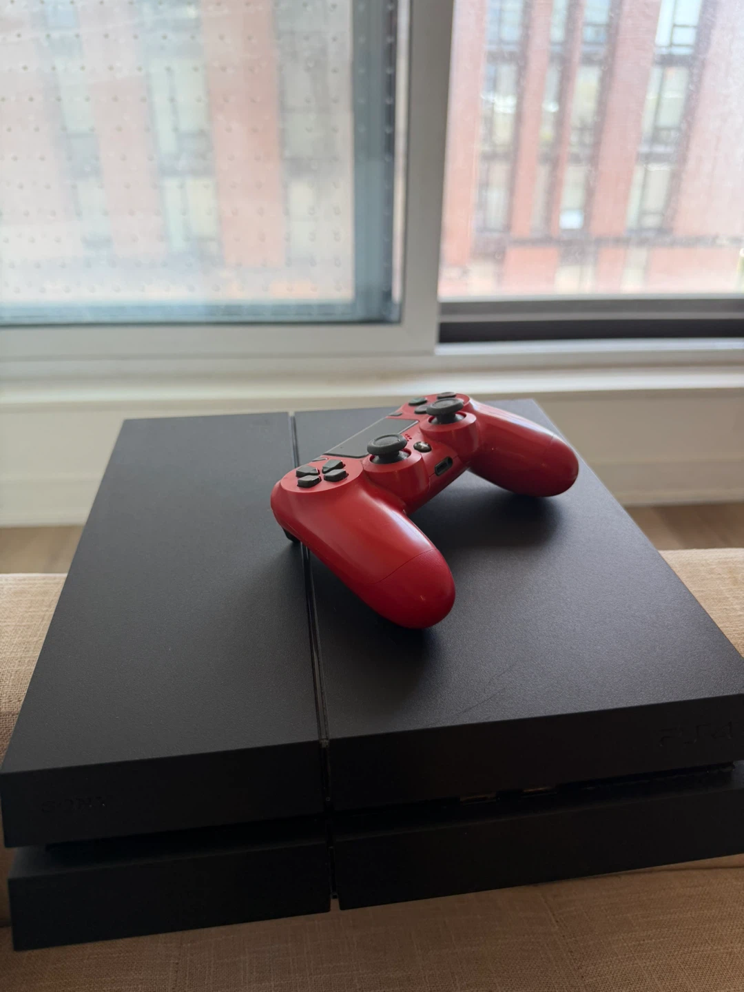 Sony PlayStation 4 (PS4) Console with Red Controller - photo 5