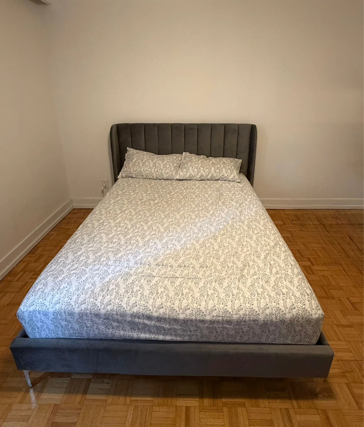 Grey Velvet Platform Bed Frame with Headboard with mattress