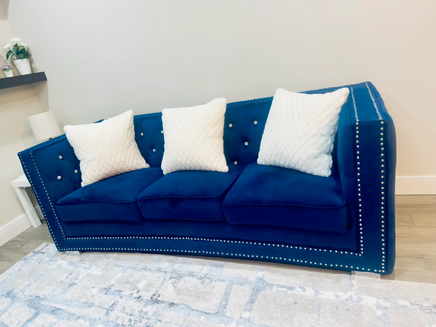 Royal Blue Velvet Tufted Sofa with Silver Studs. Like new - photo 5