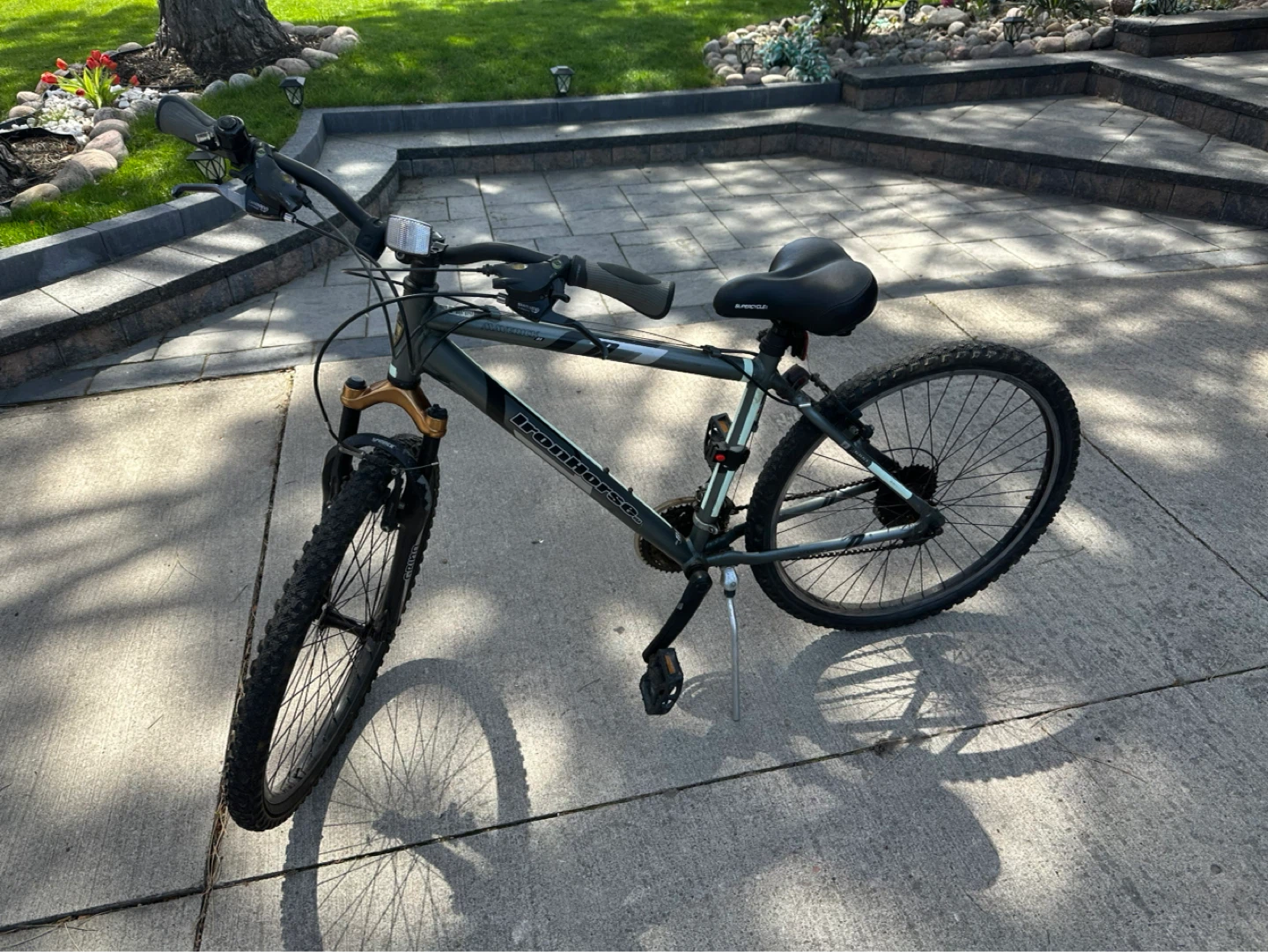 IronHorse Mountain Bike - photo 2