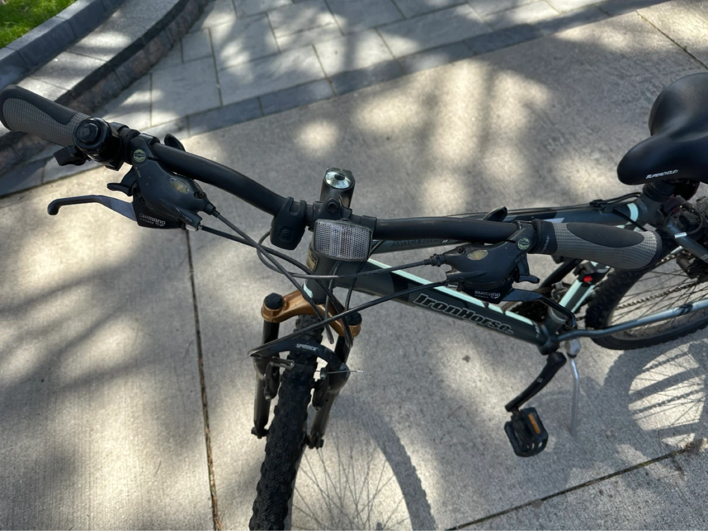 IronHorse Mountain Bike - photo 3