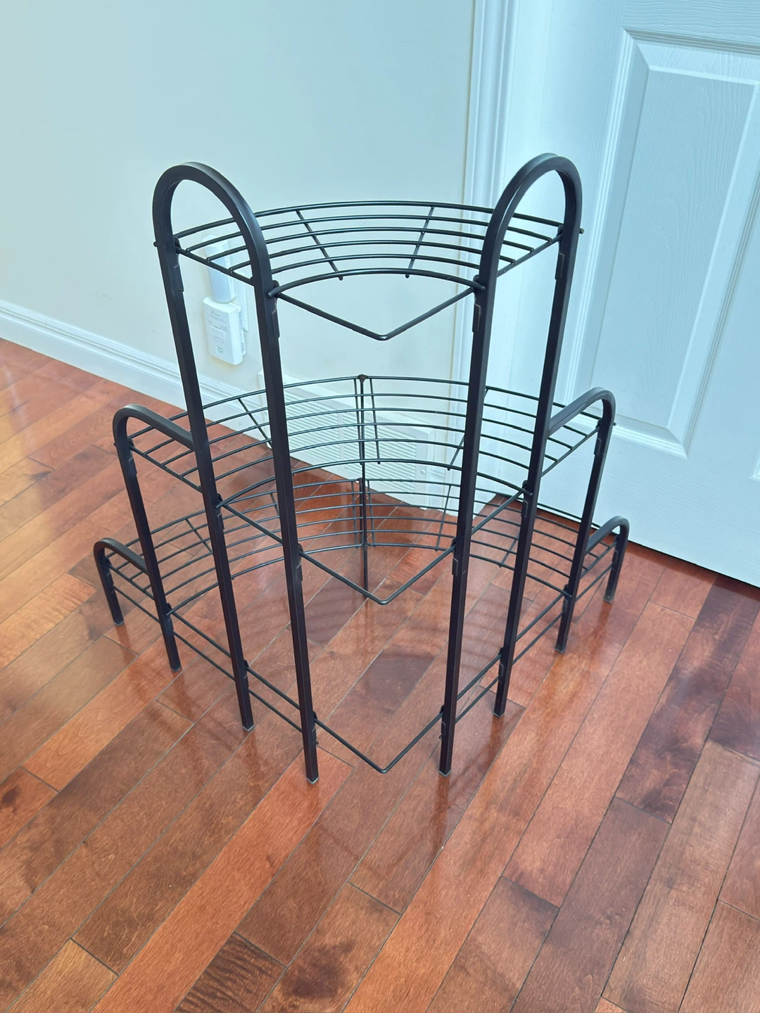 Black Metal 3-Tier Corner Shelf Plant Stand - photo 2